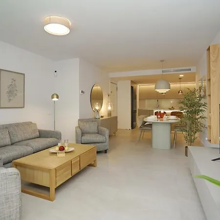 Luxury Just Steps From The And Marina Vakantiehuis *