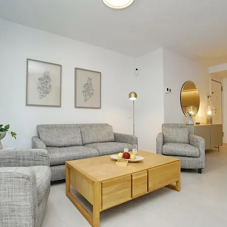 Luxury Just Steps From The And Marina Vakantiehuis *