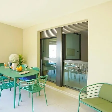 Luxury Just Steps From The And Marina Vakantiehuis *