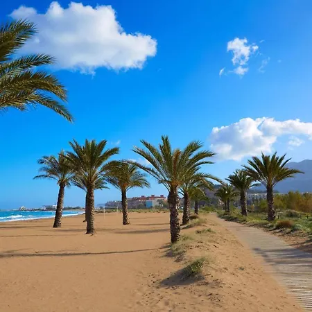 Vakantiehuis Luxury Just Steps From The And Marina