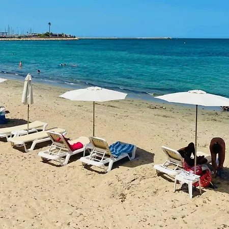 Luxury Just Steps From The And Marina Vakantiehuis